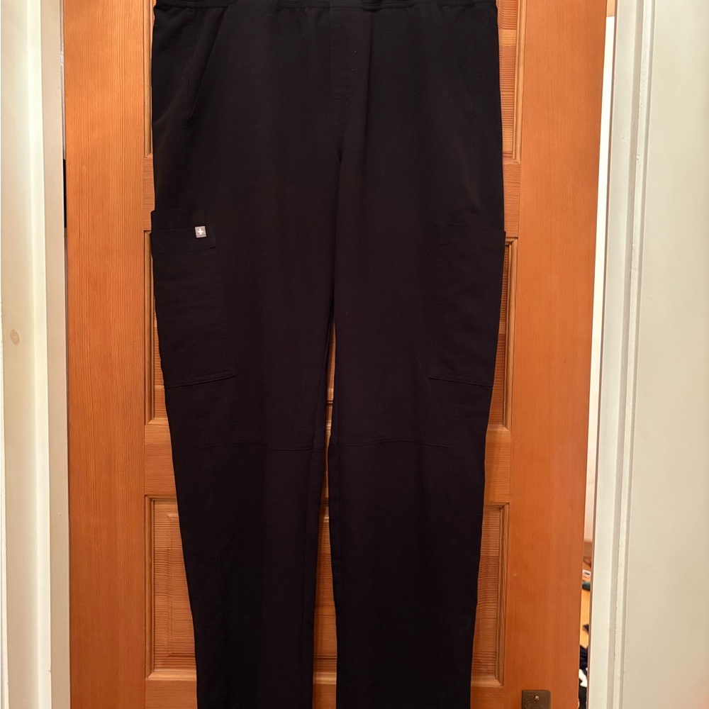 Figs Women's Black Straight Leg Pants